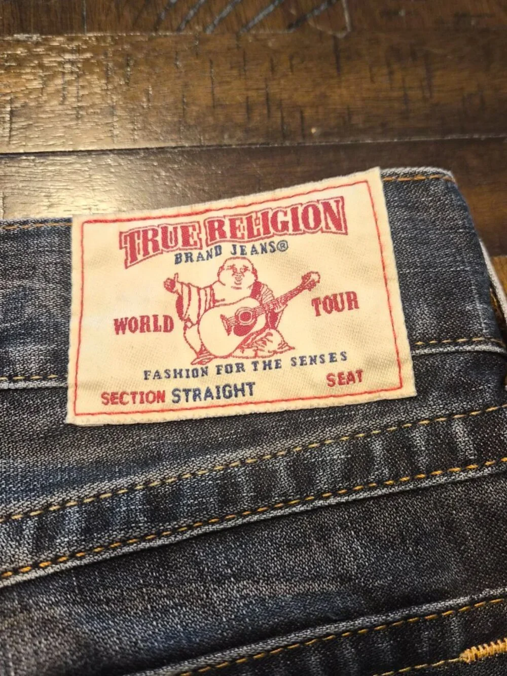 True Religion Mens Jeans Straight  Flap Size 38 X 36 Distressed Braid G678